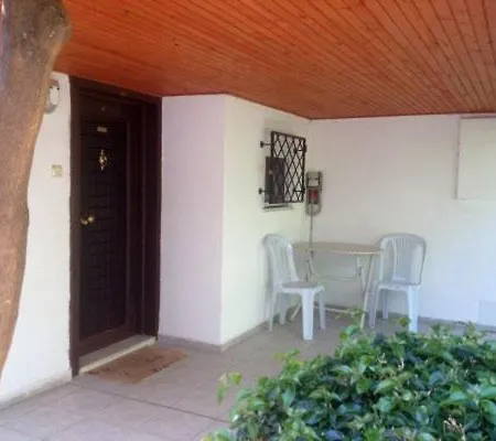 Villa Met 27 *