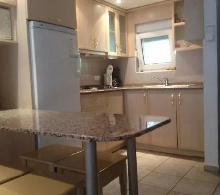 Villa Met 27 *